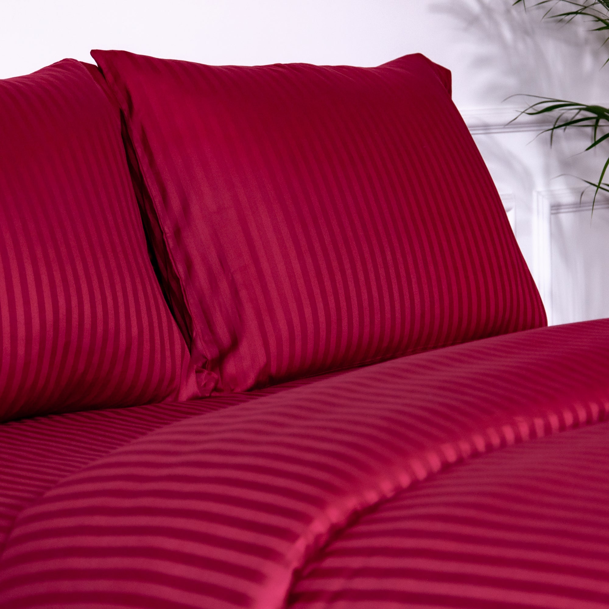 One Pair Burgundy Striped 100% Cotton Sateen Oxford Pillowcase
