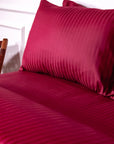 Drap plat une pièce en satin de coton 100 % rayé bordeaux