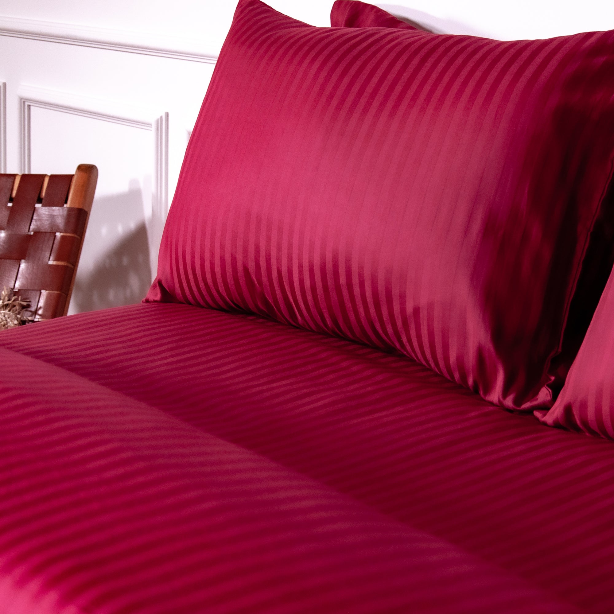 One Pair Burgundy Striped 100% Cotton Sateen Oxford Pillowcase