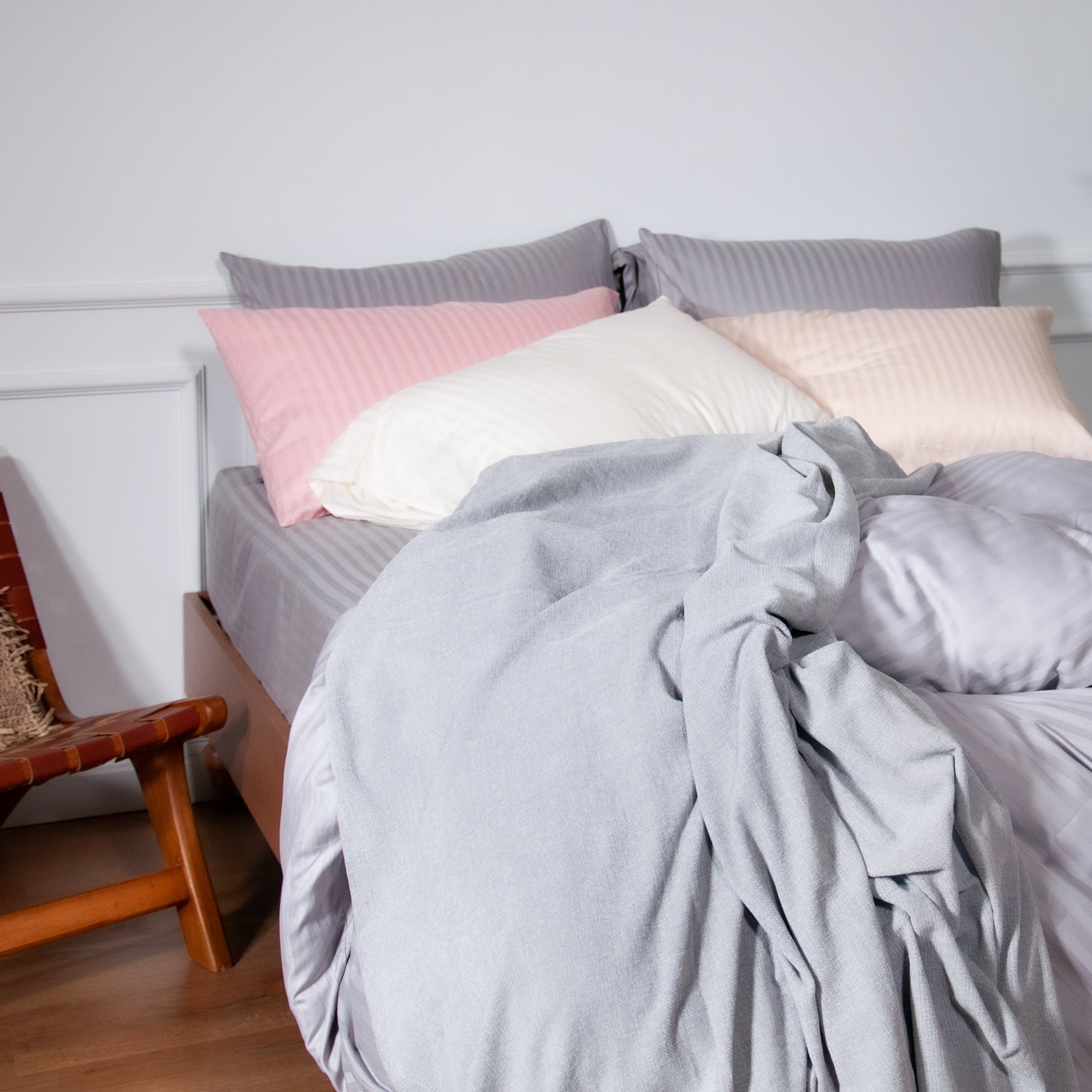 Housse de couette une pièce en satin de coton 100 % rayé gris