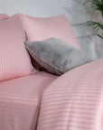 Einteiliges, errötendes, gestreiftes Bettlaken aus 100 % Baumwollsatin