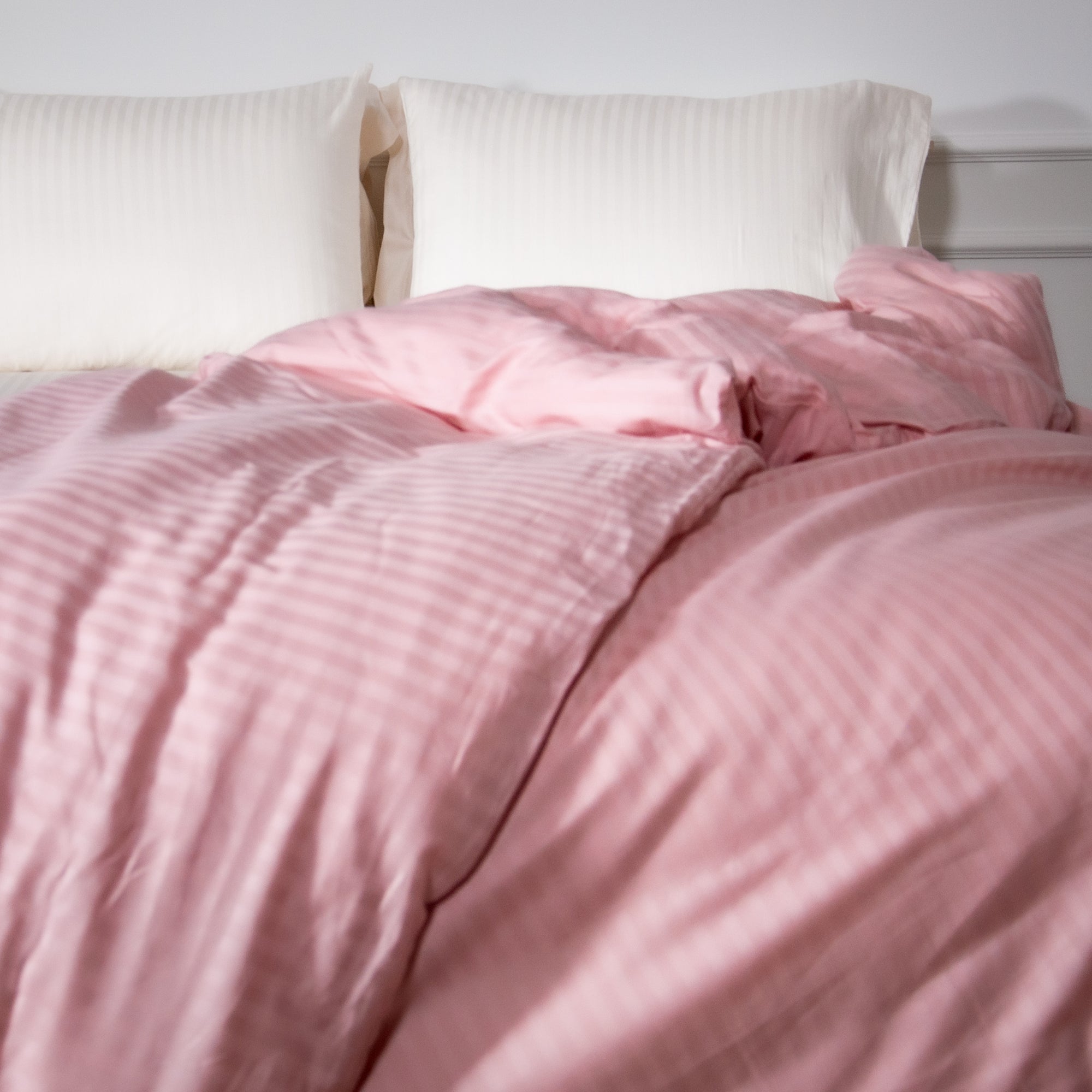 Housse de couette One Piece en satin de coton à rayures blush 100 %