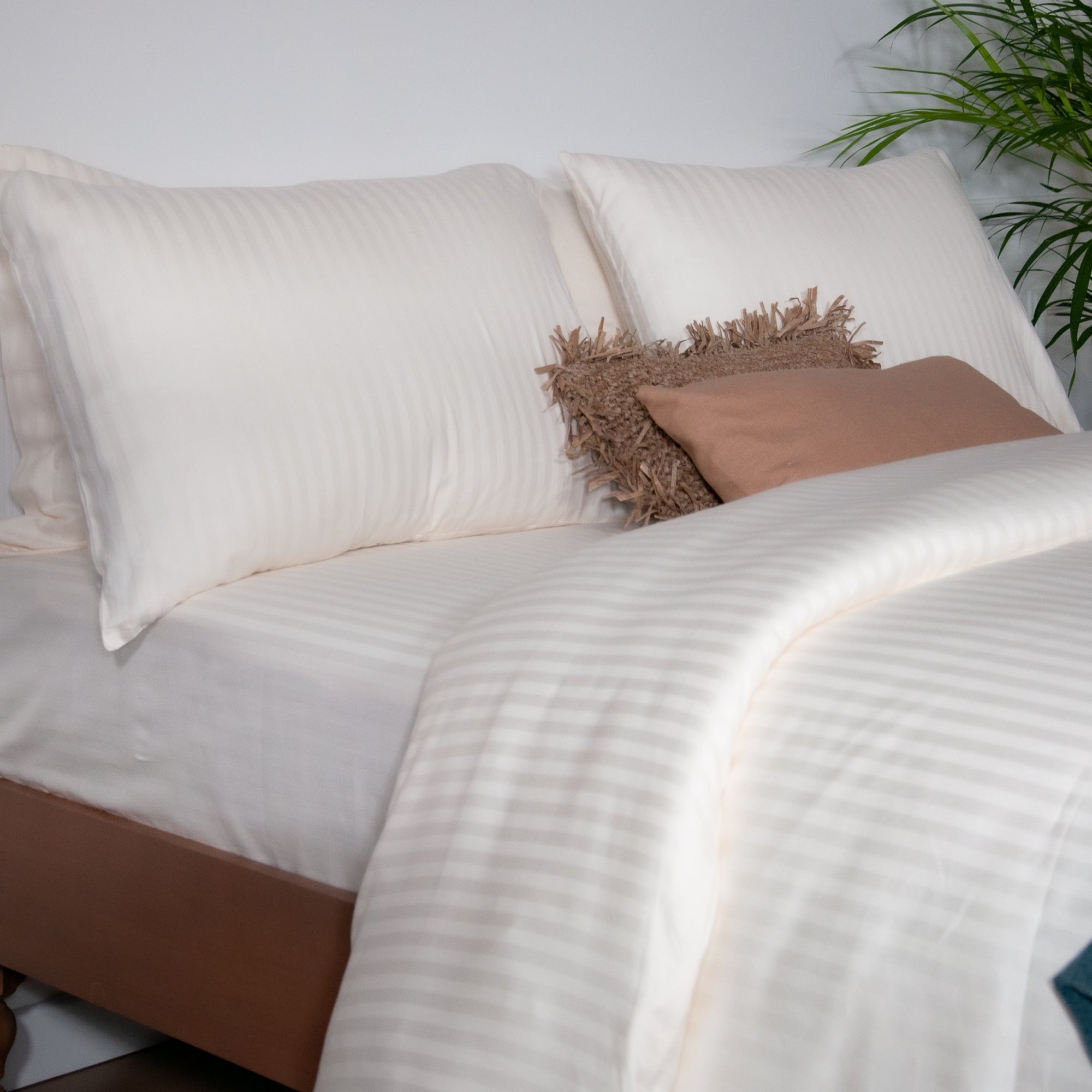 One Piece Pearl White Striped 100% Cotton Sateen Flat Sheet