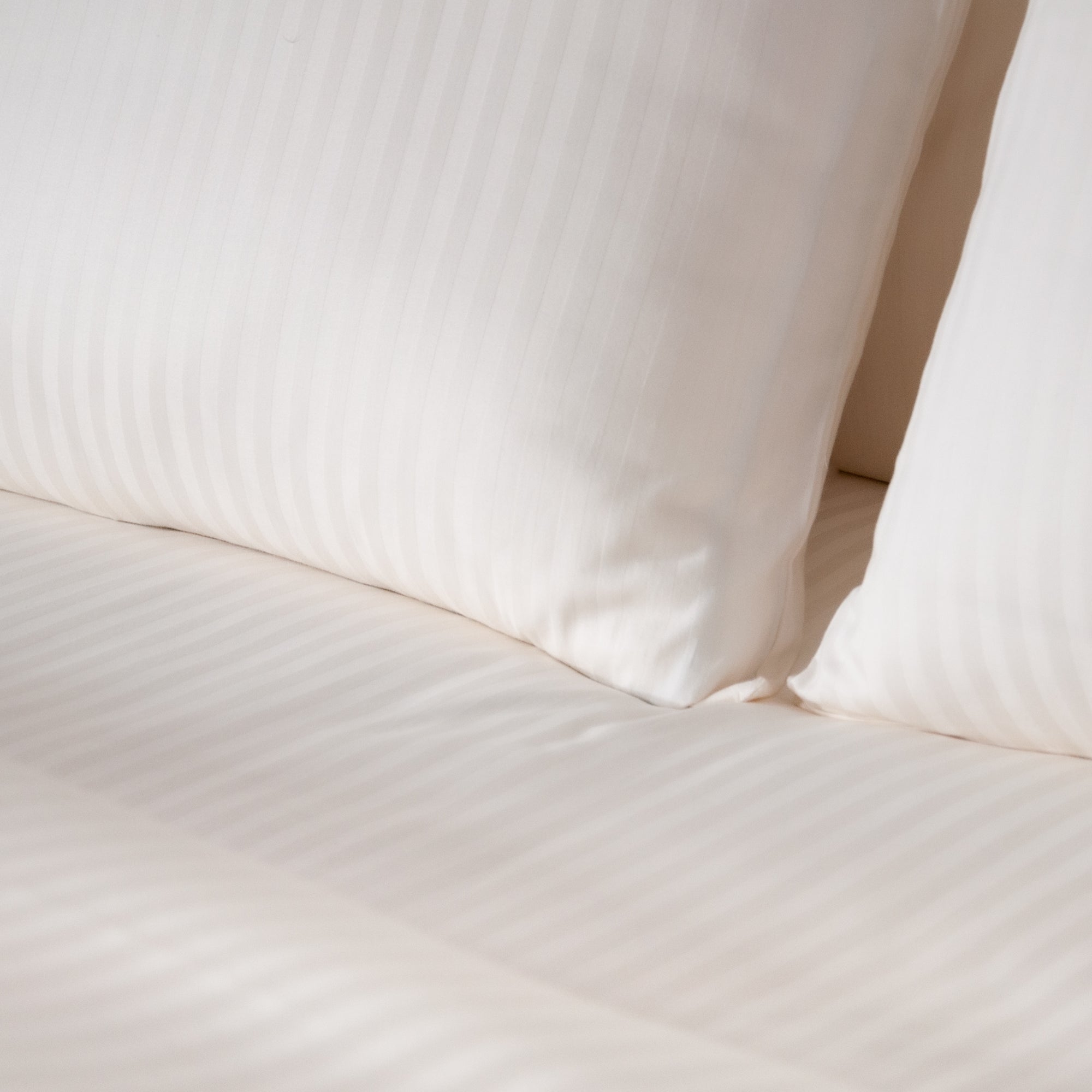 One Piece Pearl White Striped 100% Cotton Sateen Flat Sheet