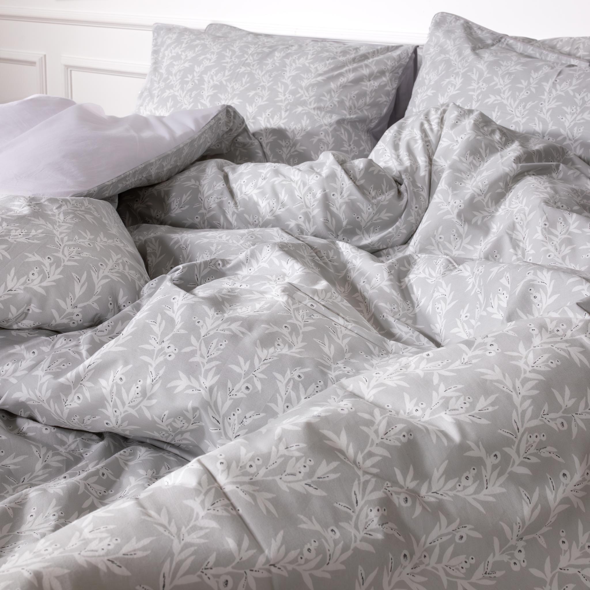 Pure Percale Bedding Grey &amp; White Ditsy Floral Duvet Cover Set