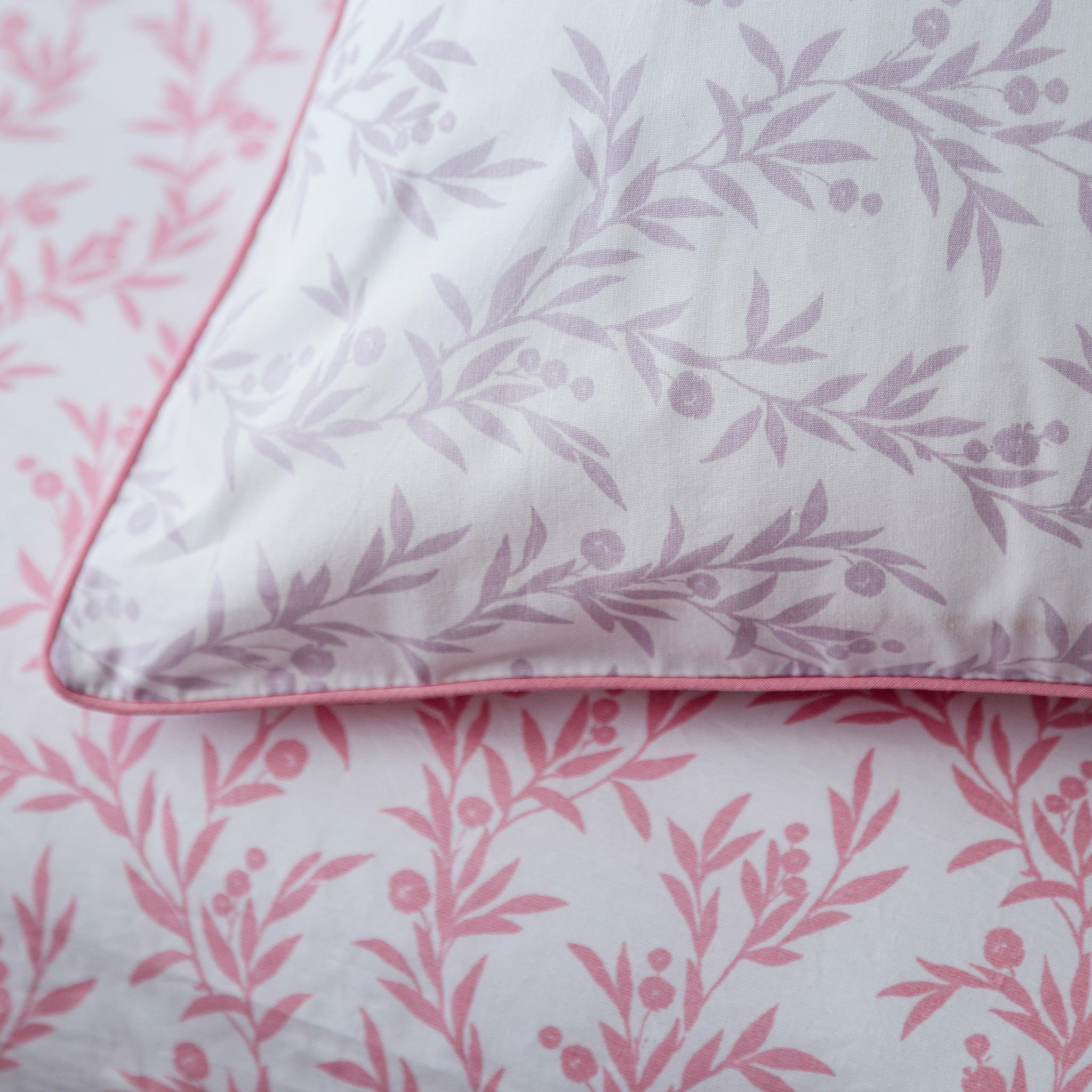 Pure Percale Bedding Lilac &amp; Pink Ditsy Floral Duvet Cover Set