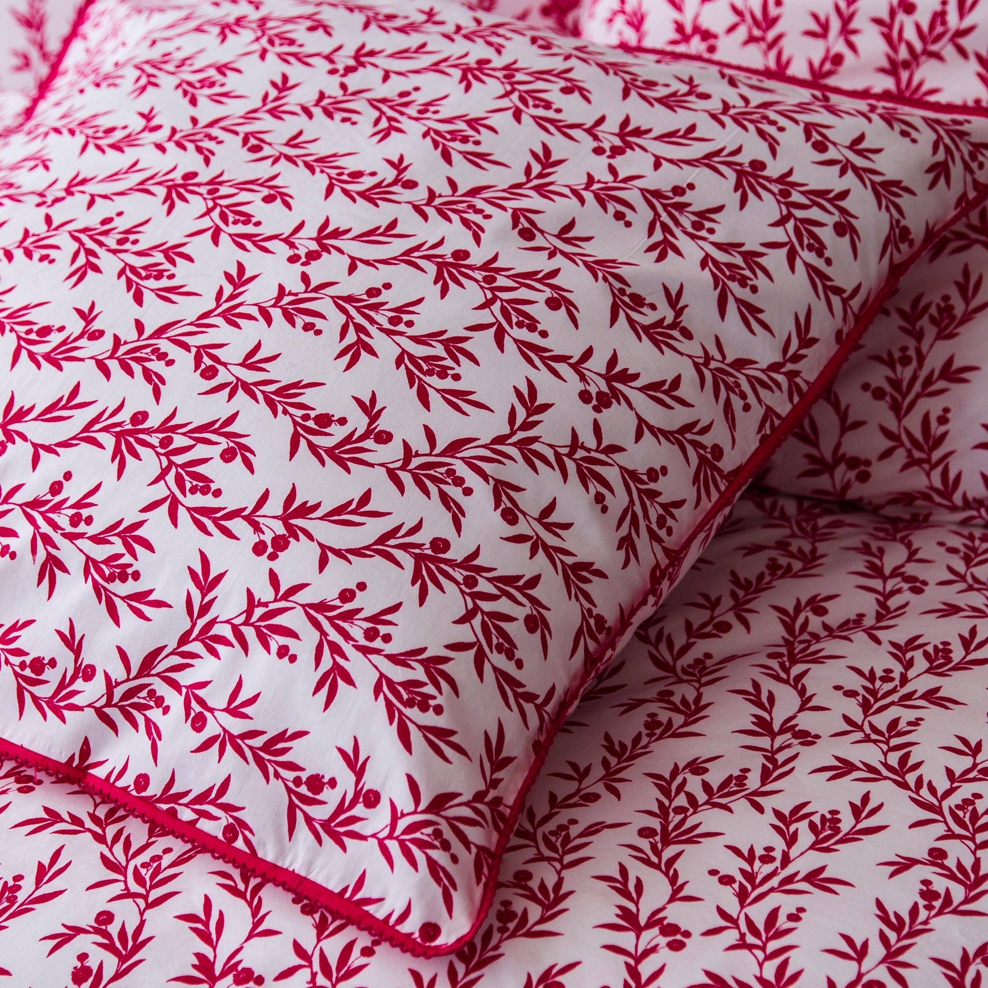 Parure de lit en pure percale - Parure de lit à motif floral blanc et magenta (UE)