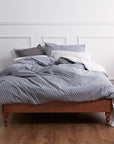 Bettwäsche-Set „Oslo“ aus dunkelgrauer Chevron-Baumwolle mit Bettbezug