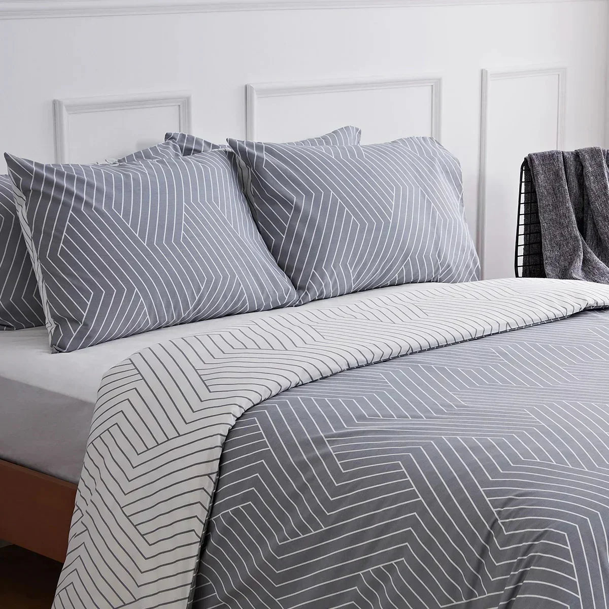 Bettwäsche Sets aus Baumwolle Grau Weiß gestreift modern Bettbezug Set