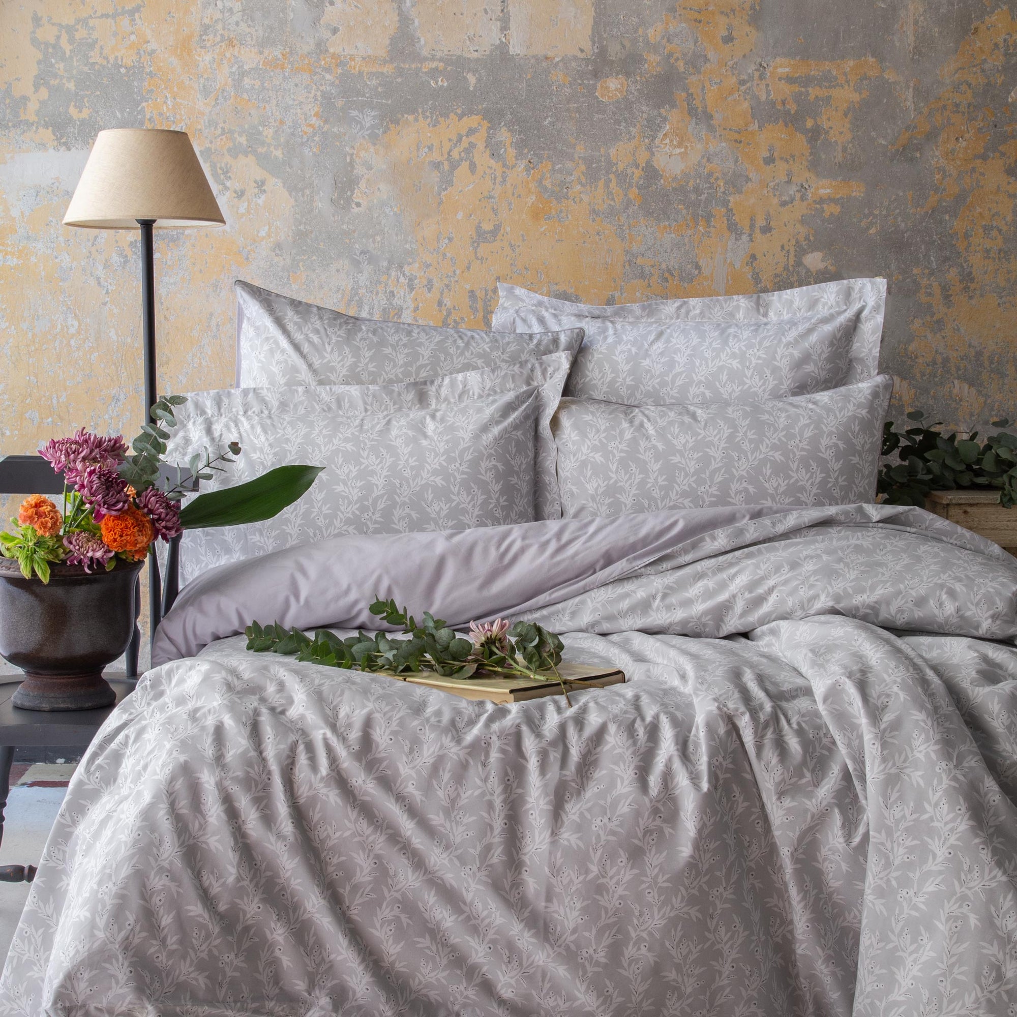 Parure de lit en pure percale, ensemble de housse de couette à petites fleurs grises et blanches