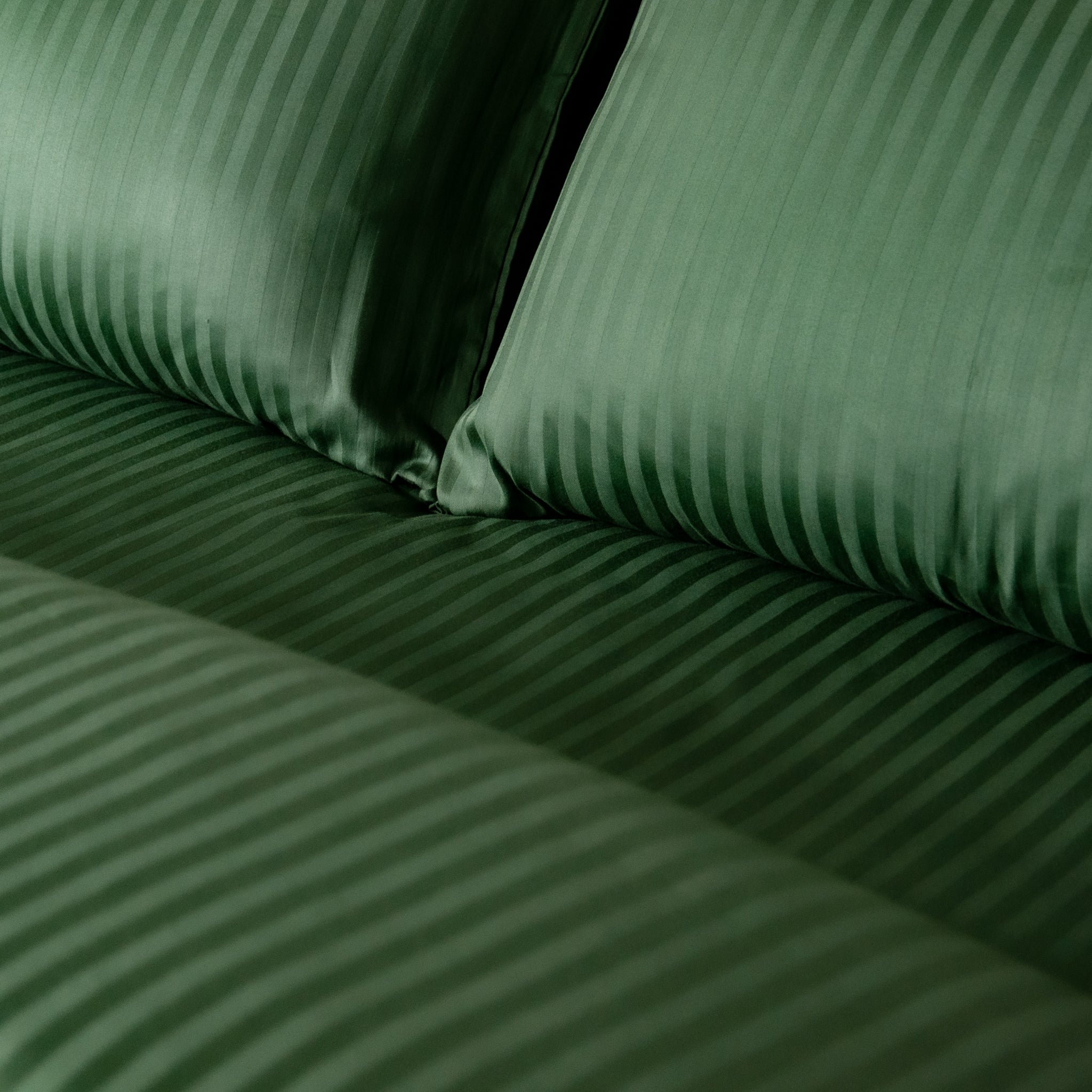 One Pair Green Striped 100% Cotton Sateen Oxford Pillowcase