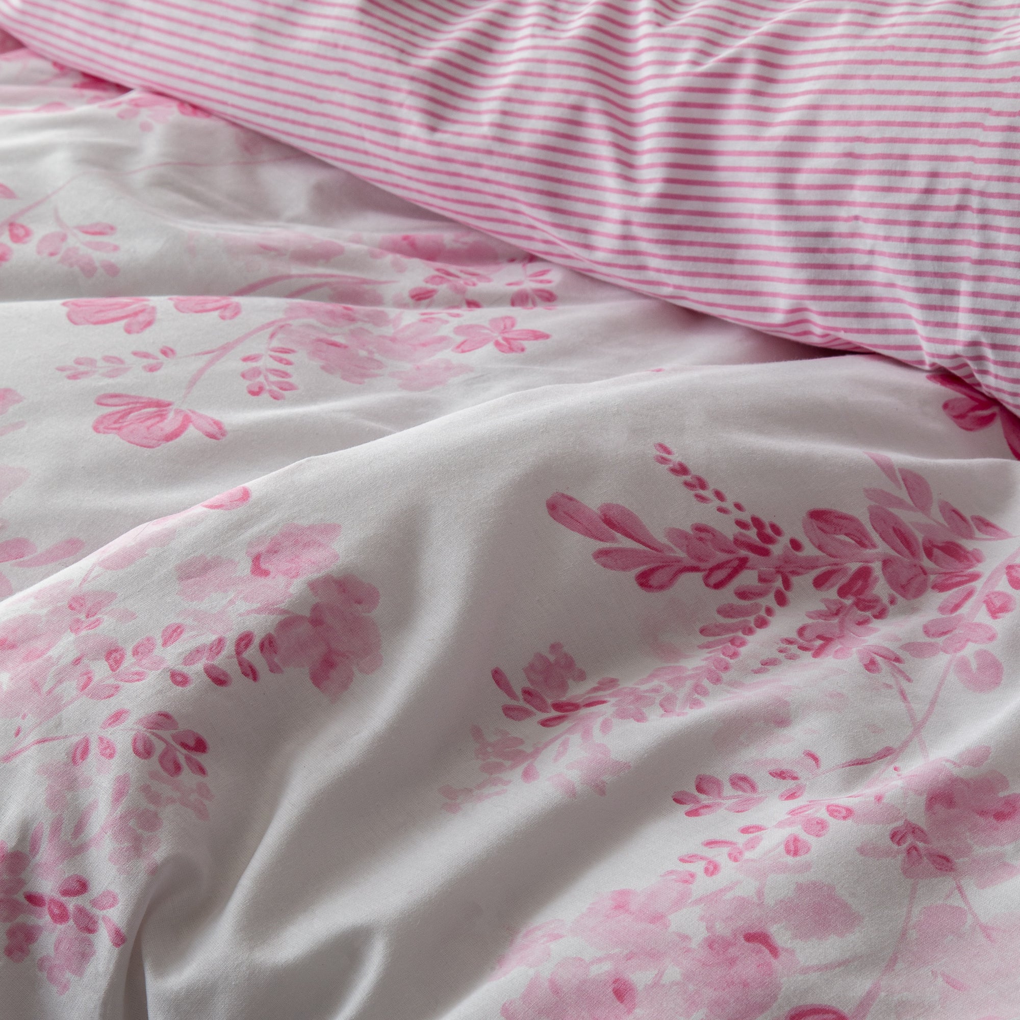 Parure de lit avec housse de couette en coton à fleurs roses Sevilla
