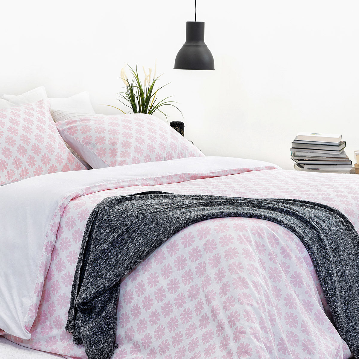 Leisure Pink Floral Cotton Duvet Cover Bedding Set - Super King Size